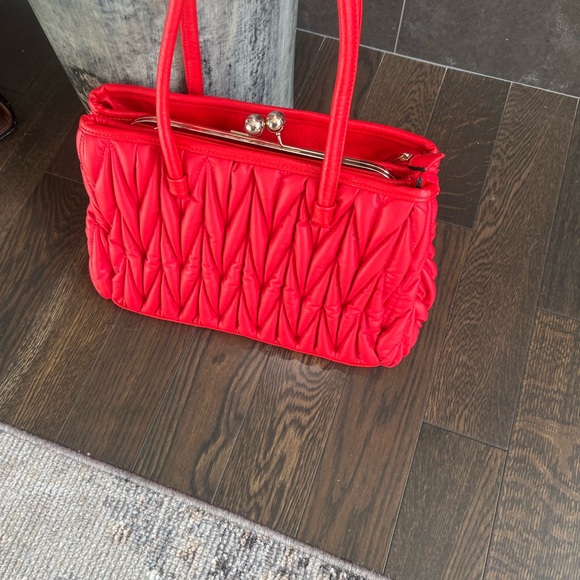 A assortment of handbags all❤️ as is ❤️and various colours and styles as shown - Picture 16 of 17